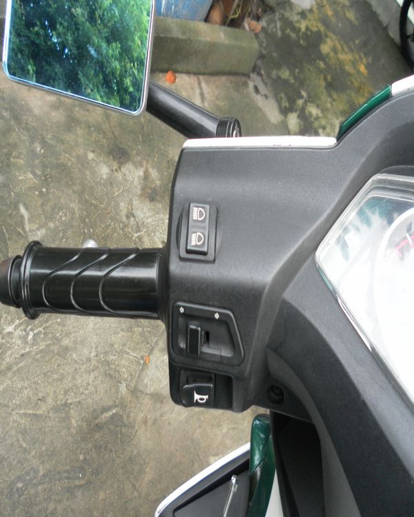 yamaha exciter côn tay 4 số đời  màu vàng leng keng đây ae ơi - 9