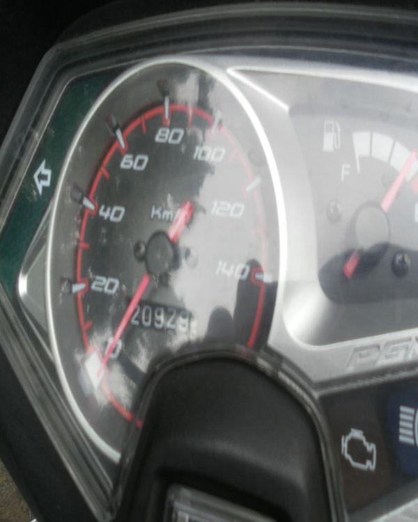 yamaha exciter côn tay 4 số đời  màu vàng leng keng đây ae ơi - 8