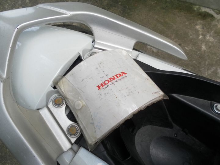 air blade (ab fi màu trắng 2010) chinh chu bstp còn 4 số sang tên dể dàng - 5