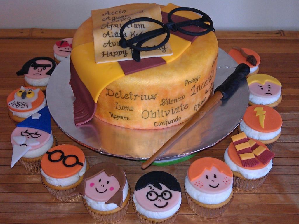 harry-potter-birthday-theme-cakes-cupcak