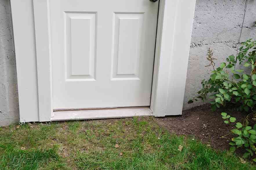 DSC_3012_008door.jpg