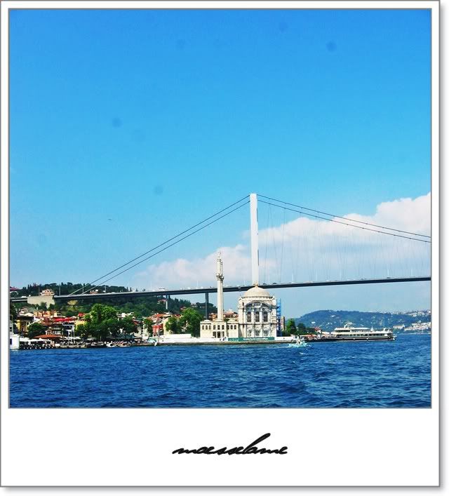 Maviyi bilirsin, İstanbul gibi. Maviyi bilirsin, İstanbul gibi.